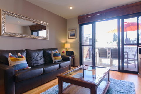 Cloisters - Accommodation Yamba 4