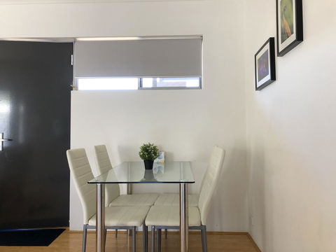 Gerring Court With Free 1 Car Bay Parking - Accommodation Yamba 15