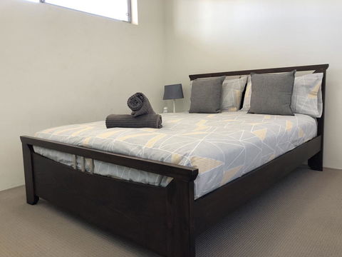 Gerring Court With Free 1 Car Bay Parking - Accommodation Yamba 3