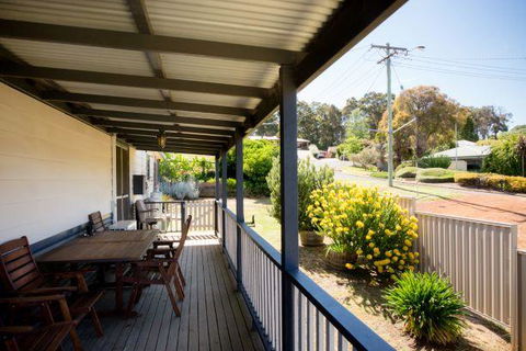Yvonnes Rest Holiday Home - Accommodation Yamba 1