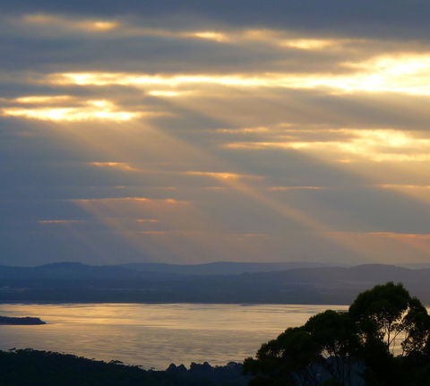 Innisfree Mountain Retreat - Accommodation Yamba 11