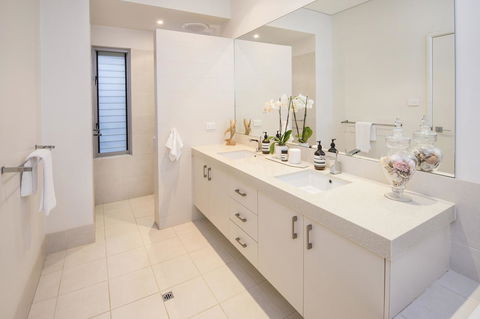 Calm Waters - Accommodation Yamba 20