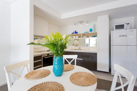 Beachside Living - South Fremantle - Accommodation Yamba 12
