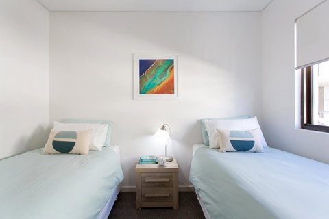 Beachside Living - South Fremantle - Accommodation Yamba 7