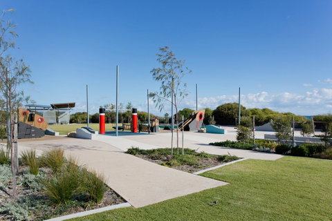 Beachside Living - South Fremantle - Accommodation Yamba 19