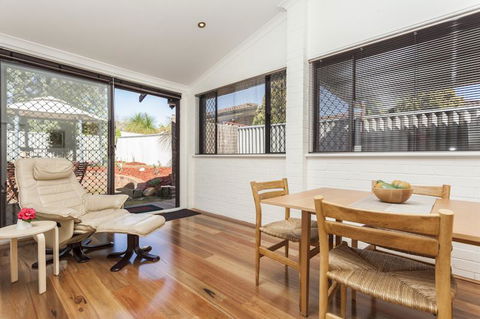 Attadale Excutive Villa - Accommodation Yamba 10