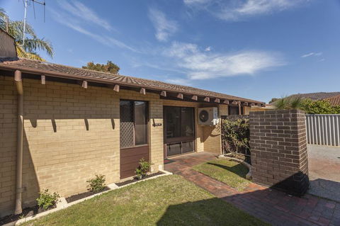 Attadale Excutive Villa - Accommodation Yamba 1