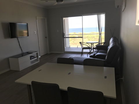 Beach House At SeaScapes.. - Accommodation Yamba 18