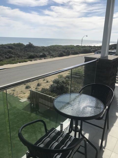 Beach House At SeaScapes.. - Accommodation Yamba 14