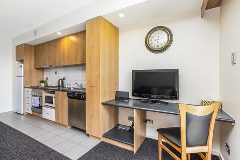 508 Stupendous Sunsets & Views Pool Gym Parking - Accommodation Yamba 21