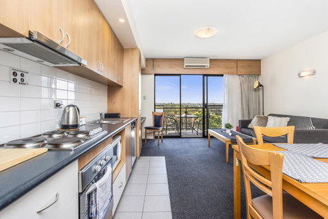 508 Stupendous Sunsets & Views Pool Gym Parking - Accommodation Yamba 12
