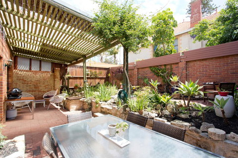 Monument Hill Townhouse - Fremantle - Accommodation Yamba 22