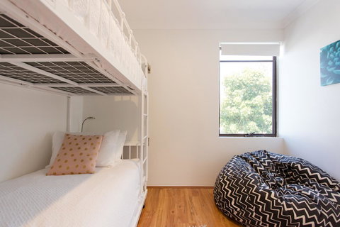 Monument Hill Townhouse - Fremantle - Accommodation Yamba 12