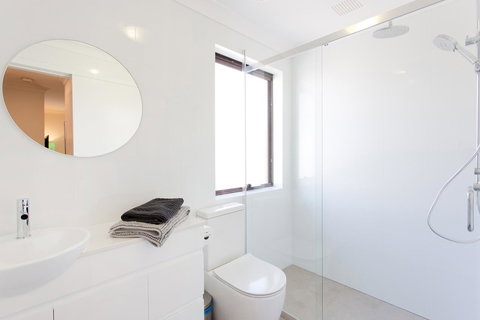 Monument Hill Townhouse - Fremantle - Accommodation Yamba 5