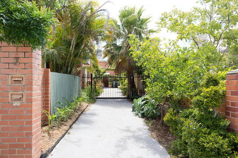 Monument Hill Townhouse - Fremantle - Accommodation Yamba 26