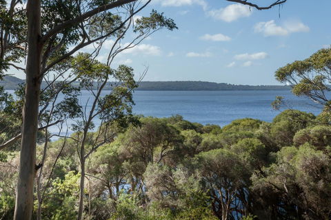 Pelicans At Denmark - Accommodation Yamba 8