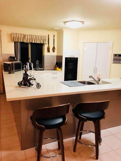 LA ANCHOR ON THE CANALS (MANDURAH) - Accommodation Yamba 6