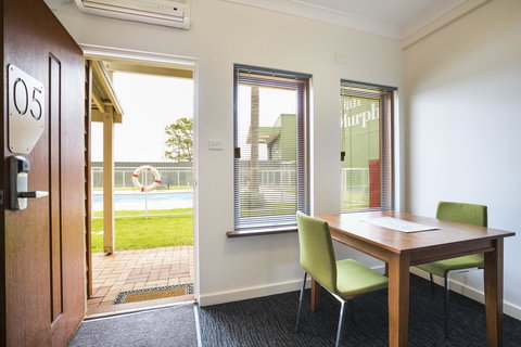 Nightcap At The Ship Inn - Accommodation Yamba 30