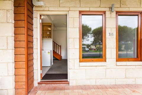 Nightcap At The Ship Inn - Accommodation Yamba 44