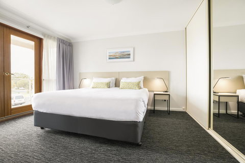 Nightcap At The Ship Inn - Accommodation Yamba 17