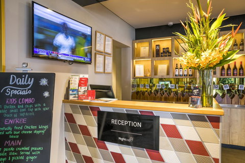 Nightcap At The Ship Inn - Accommodation Yamba 12