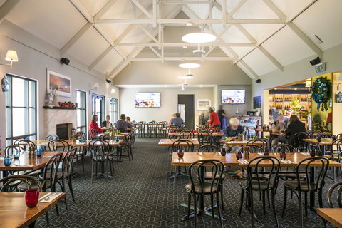 Nightcap At The Ship Inn - Accommodation Yamba 39