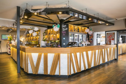 Nightcap At The Ship Inn - Accommodation Yamba 8