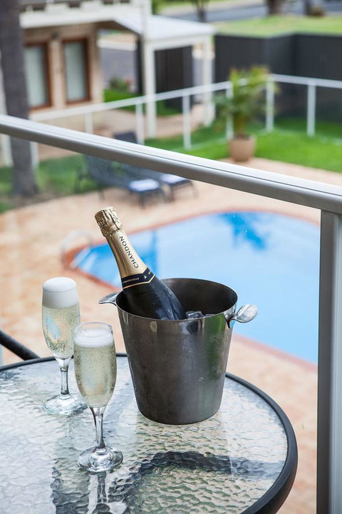 Nightcap At The Ship Inn - Accommodation Yamba 40