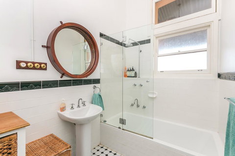 SoBe Fremantle - Accommodation Yamba 12