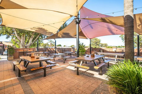 Nightcap At Wanneroo Tavern - Accommodation Yamba 29
