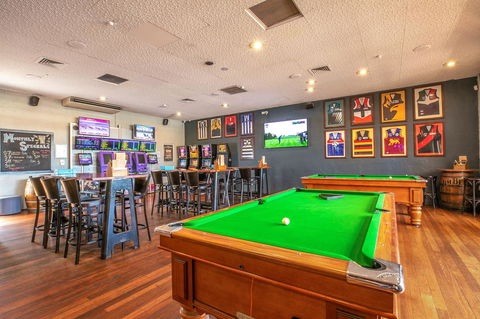 Nightcap At Wanneroo Tavern - Accommodation Yamba 5
