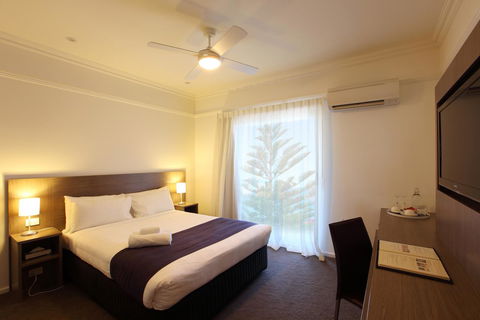 Cottesloe Beach Hotel - Accommodation Yamba 24