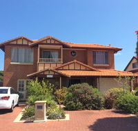 Crossland House - Accommodation Yamba