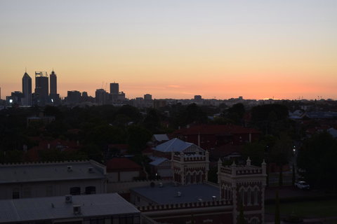 Lawley Luxury Views - Perth City, Swan River - Accommodation Yamba 27