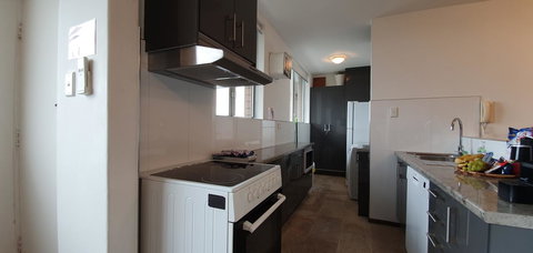 Lawley Luxury Views - Perth City, Swan River - Accommodation Yamba 17