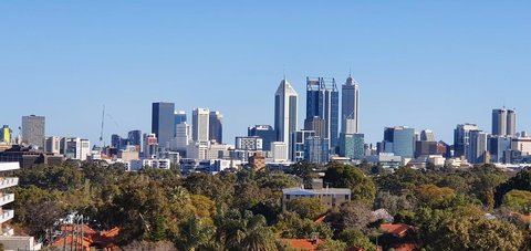 Lawley Luxury Views - Perth City, Swan River - Accommodation Yamba 0