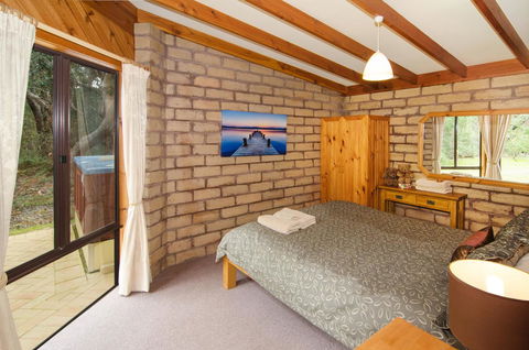 Yelverton Brook Conservation Sanctuary - Accommodation Yamba 34