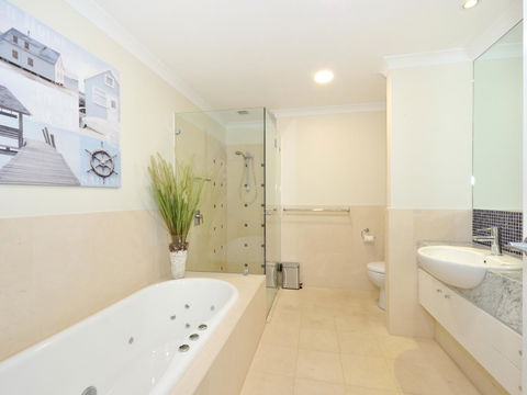 Nautilus By Rockingham Apartments - Accommodation Yamba 6