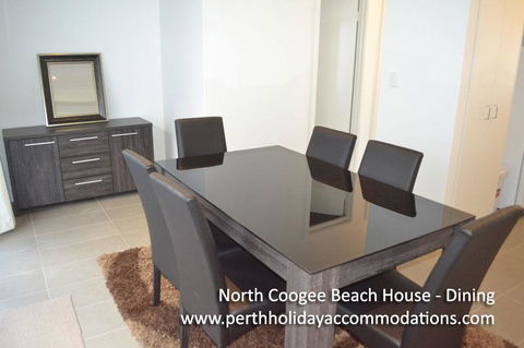 North Coogee Beach House - Accommodation Yamba 3