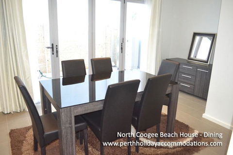 North Coogee Beach House - Accommodation Yamba 1