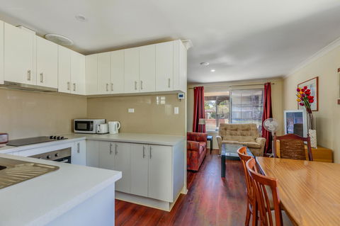 Brilliant, Neat, Convenient, Family-friendly House - Accommodation Yamba 4