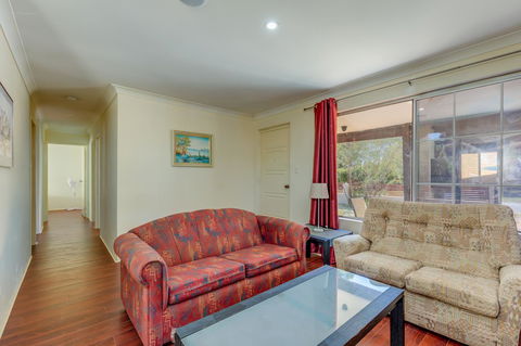 Brilliant, Neat, Convenient, Family-friendly House - Accommodation Yamba 2