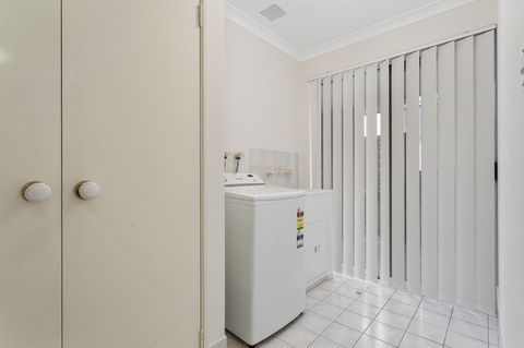Como South Perth Villa - Accommodation Yamba 18