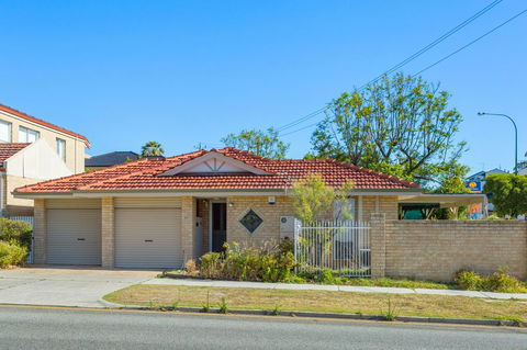 Como South Perth Villa - Accommodation Yamba 21