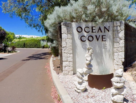 Contemporary Cove - Quindalup - Accommodation Yamba 1