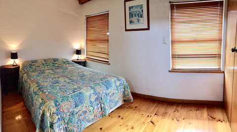 Cottesloe Beach Chalets - Accommodation Yamba 7