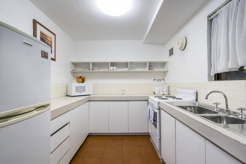 Cottesloe Beach Chalets - Accommodation Yamba 41