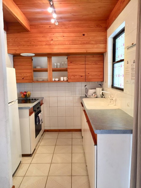 Cottesloe Beach Chalets - Accommodation Yamba 21