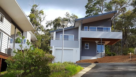 Cape Villas - Accommodation Yamba 0