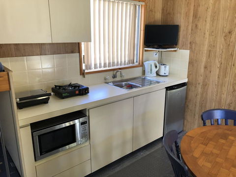 The Aurelian Cabin - Accommodation Yamba 3